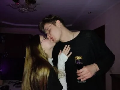 lost_wanderers Stripchat Model