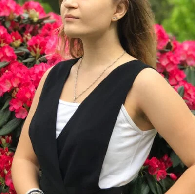 mollywayne Stripchat Model