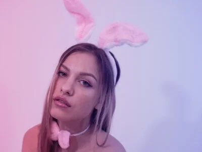 monchhichiss Stripchat Model