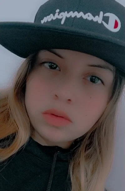 sweet_little232 Stripchat Model