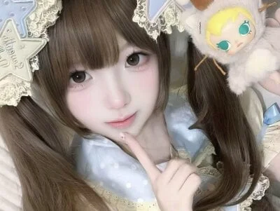 tiantian-26 Stripchat Model