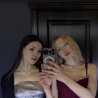 twinkiedust Stripchat Model