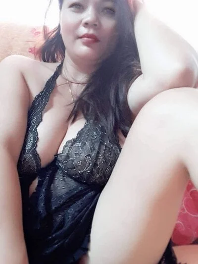 twinsflowers45 Stripchat Model