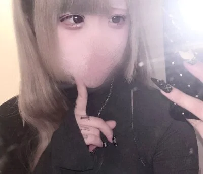 uni_nvqnl2 Stripchat Model