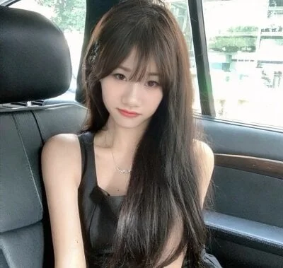 wemroudeyu Stripchat Model