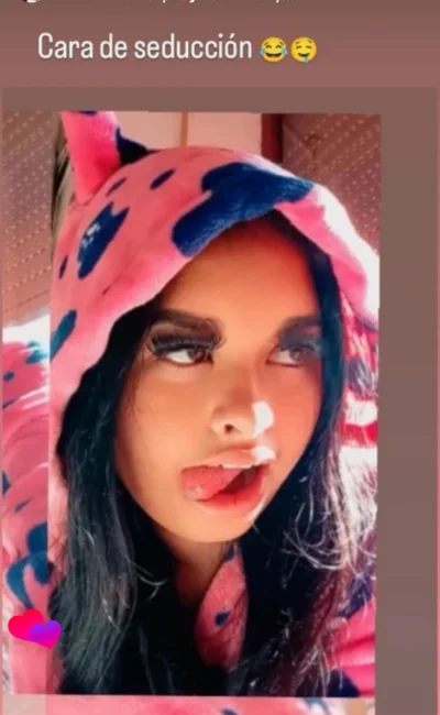 yenifer21 Stripchat Model