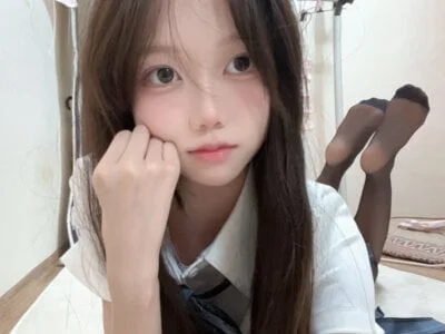 zaizaiNono Stripchat Model