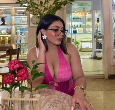 zui_lu Stripchat Model