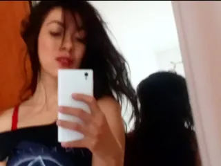 Last screenshot of FemmeFatale's Show