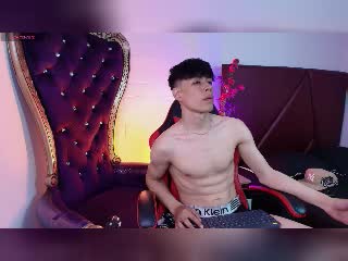 AndrewCooperr Xlovecam Model