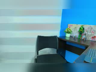 IamSmiith Xlovecam Model