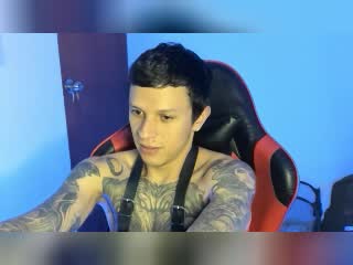 MasterDaveExtreme Xlovecam Model