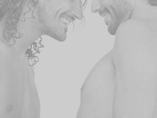 SteveJhustin Xlovecam Model