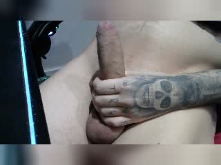 VixenMan Xlovecam Model